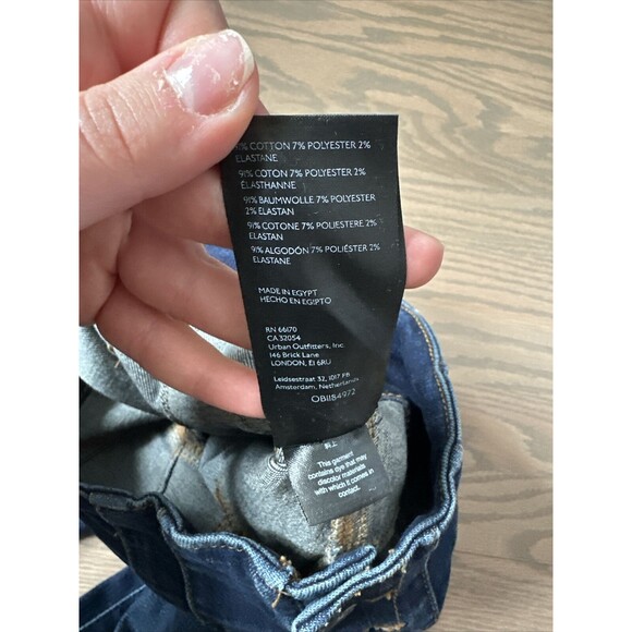 We The Free Size 26 High Rise Flare Leg Dark Blue Denim Jeans Two Button Zipper - Picture 10 of 10